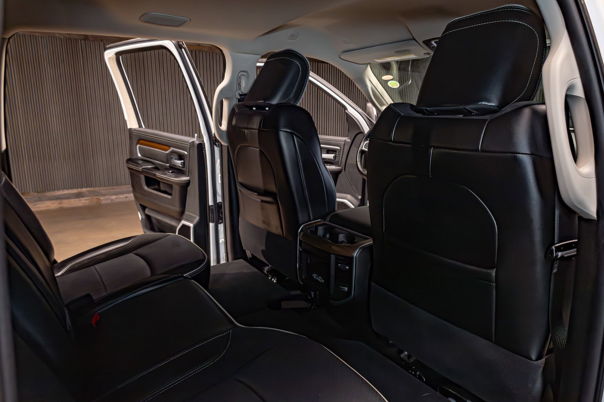 Used 2024 RAM 2500 Laramie w/ Protection Group image 26