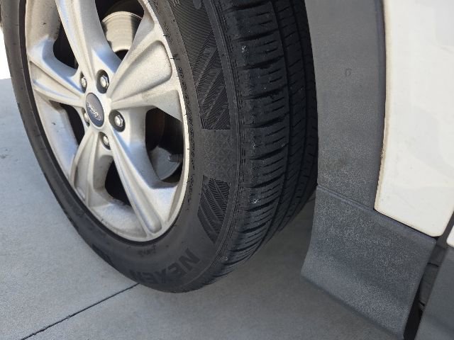 Used 2013 Ford Escape SE FWD image 16