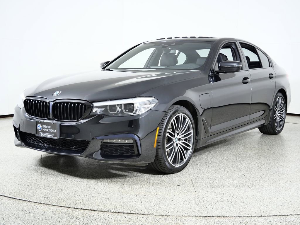 Used 2019 BMW 530e xDrive w/ M Sport Package