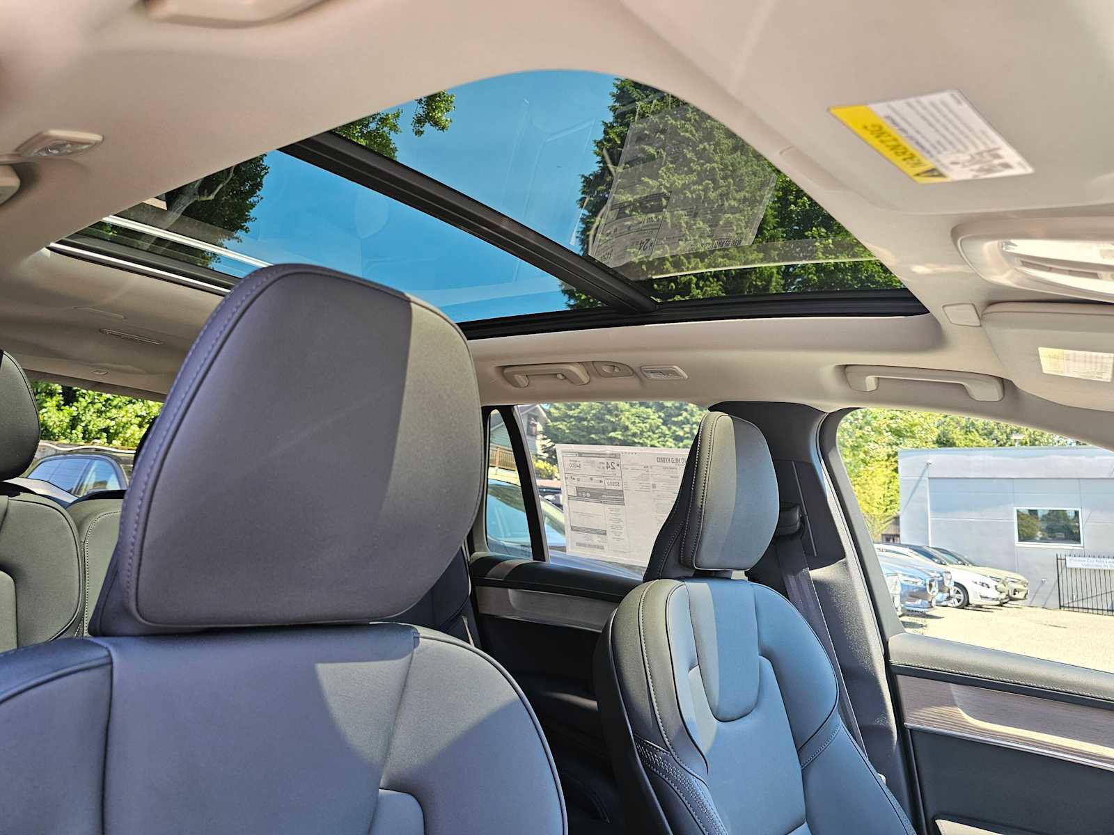 New 2026 Volvo XC90 B5 Plus image 11