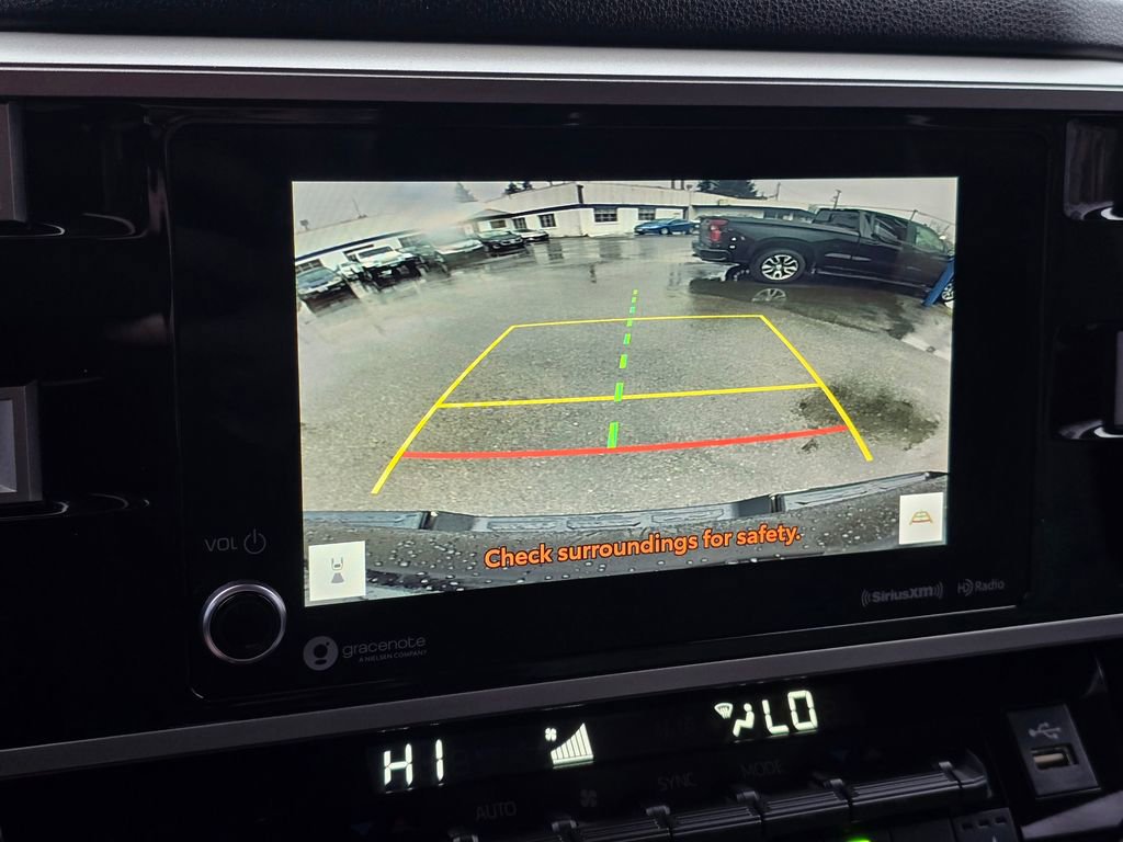 Used 2022 Toyota Tundra SR5 w/ SR5 Premium Package AWD/4WD image 32