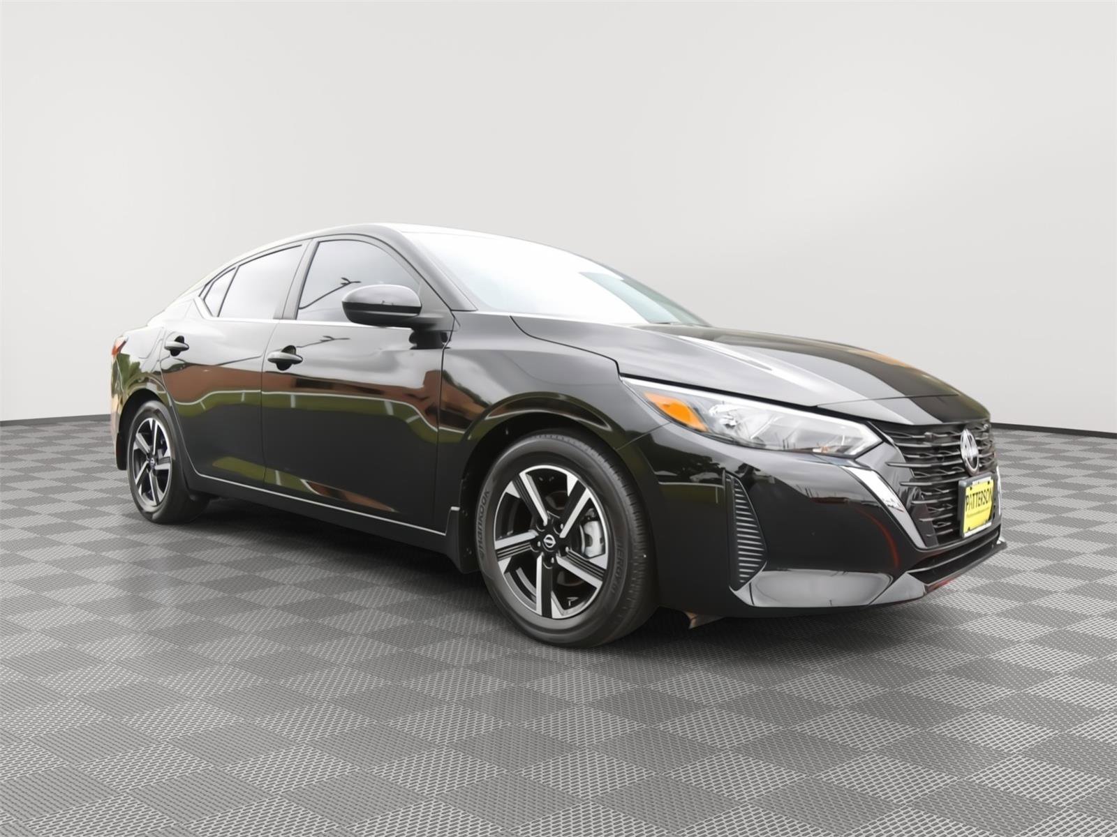 Used 2025 Nissan Sentra SV FWD image 2