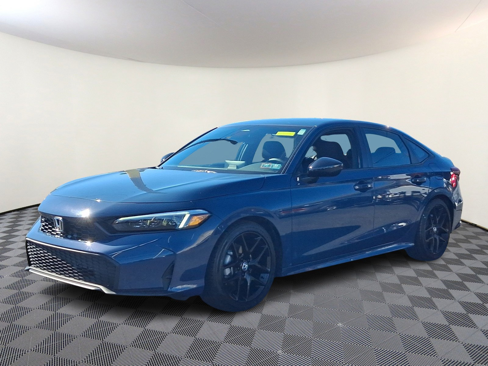 Used 2025 Honda Civic Sport image 3