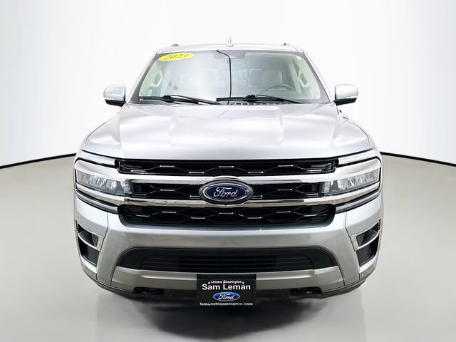 Used 2023 Ford Expedition Limited AWD/4WD image 2