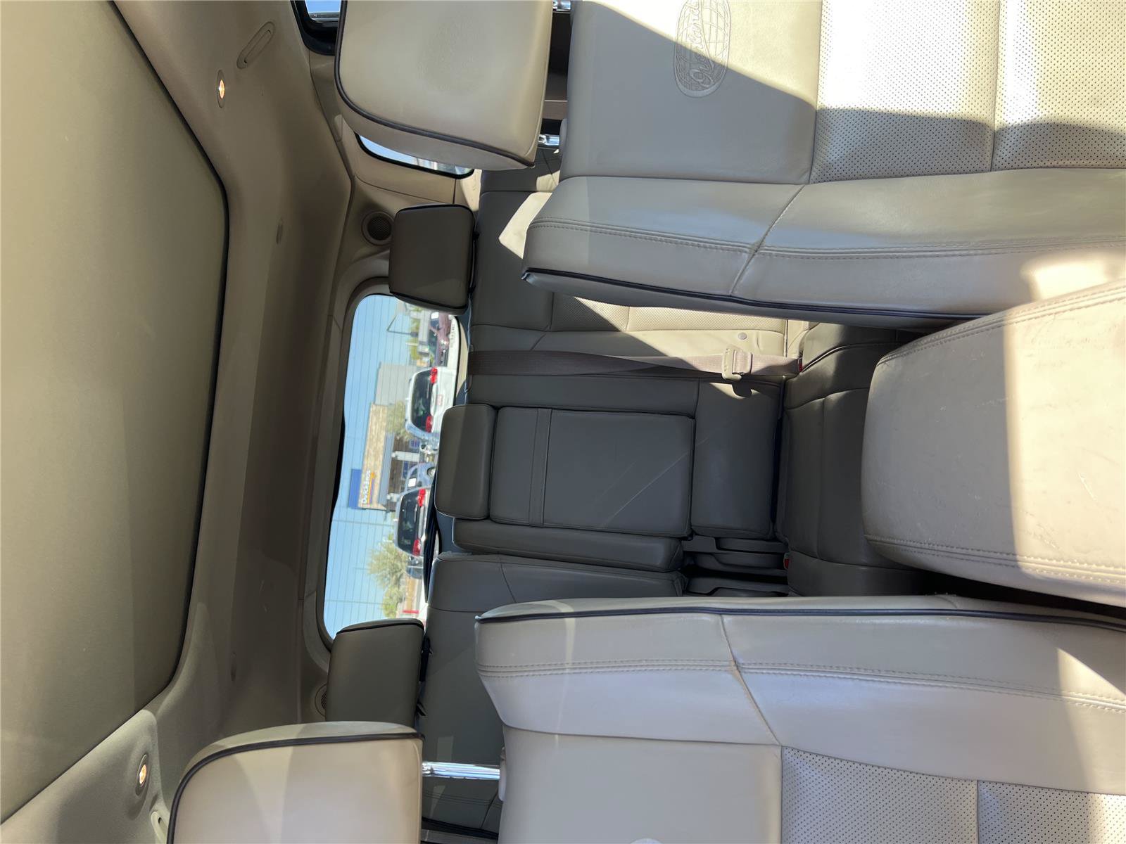 Used 2018 Jeep Grand Cherokee Overland AWD/4WD image 22