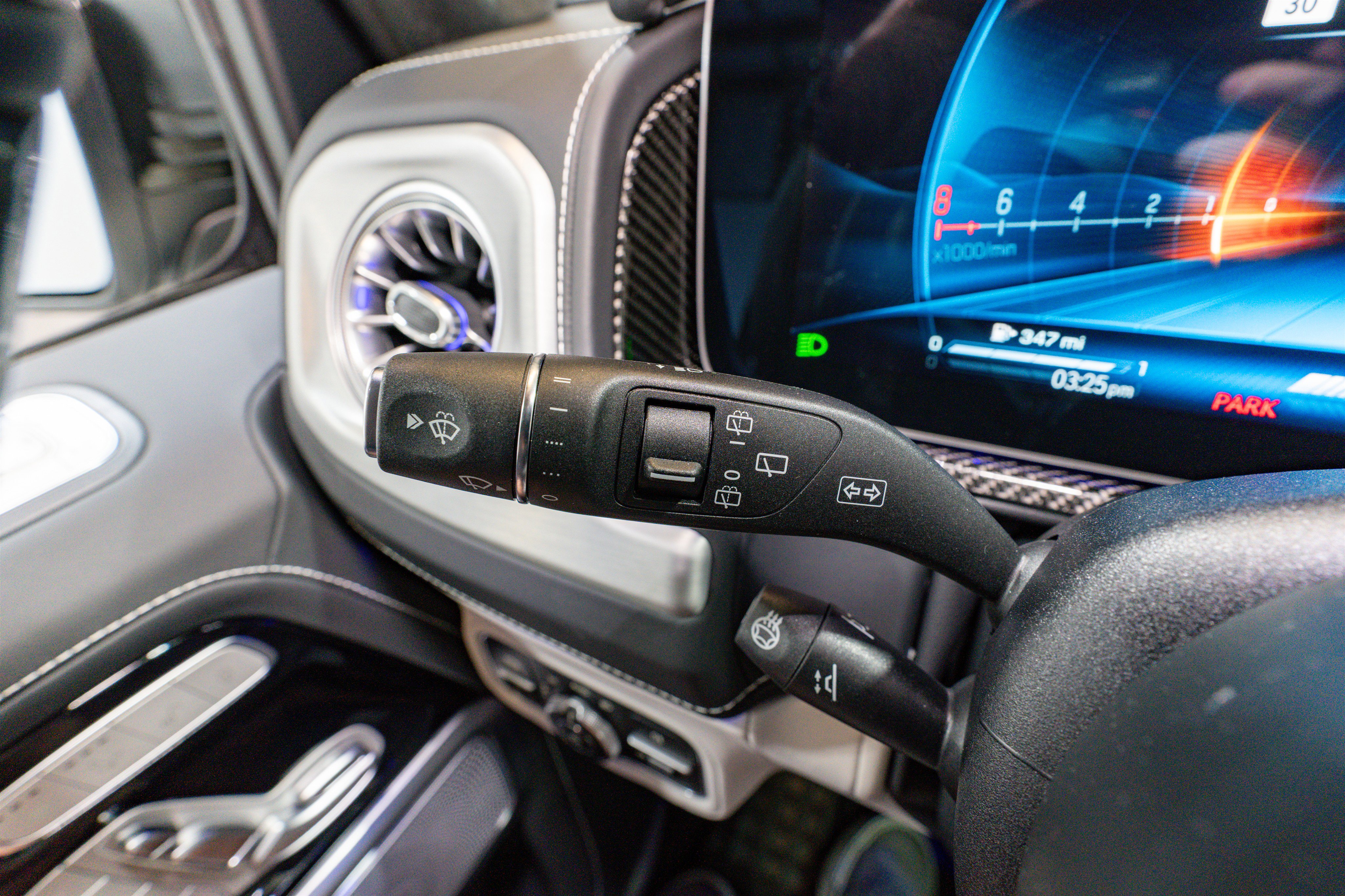 Used 2025 Mercedes-Benz G 63 AMG AMG G 63 image 34