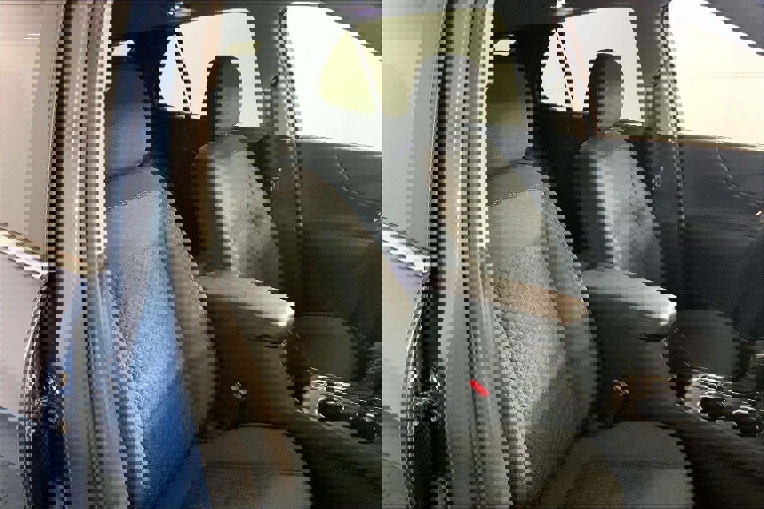 Used 2024 Chevrolet Equinox LT w/ LPO, Floor Liner Package image 7