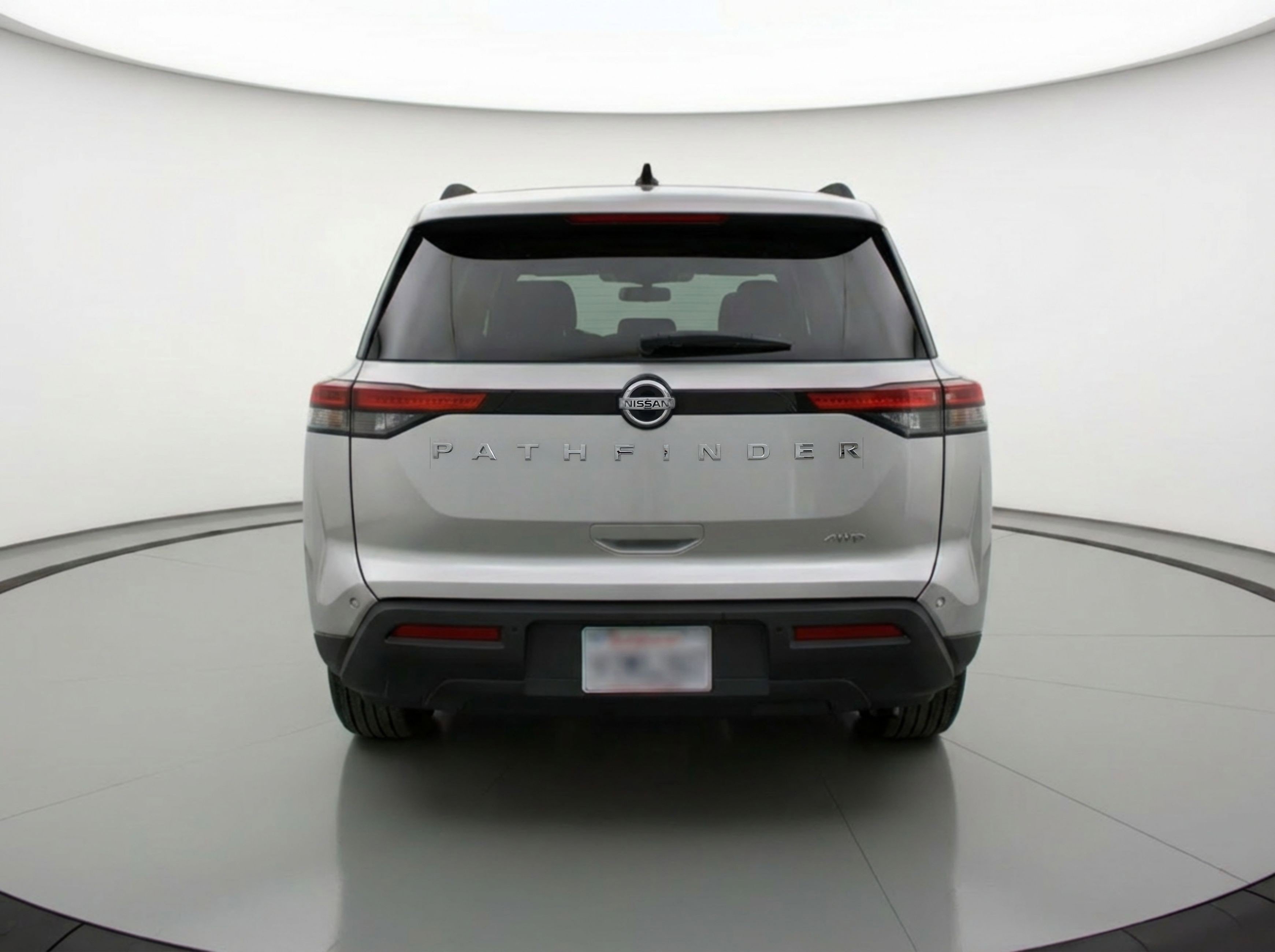 Used 2025 Nissan Pathfinder SV image 7