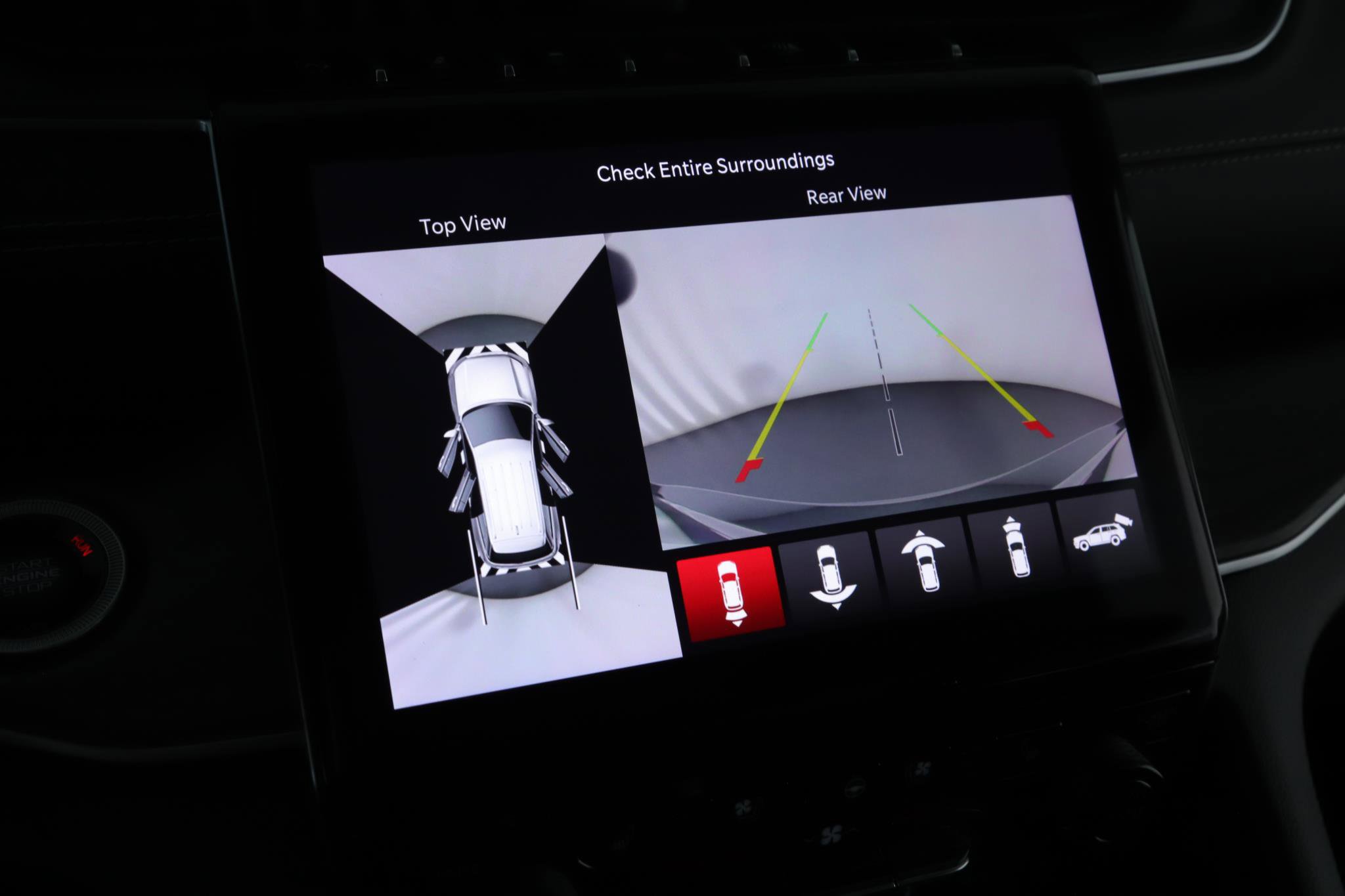 Used 2023 Jeep Grand Cherokee L Limited w/ Luxury Tech Group II image 15