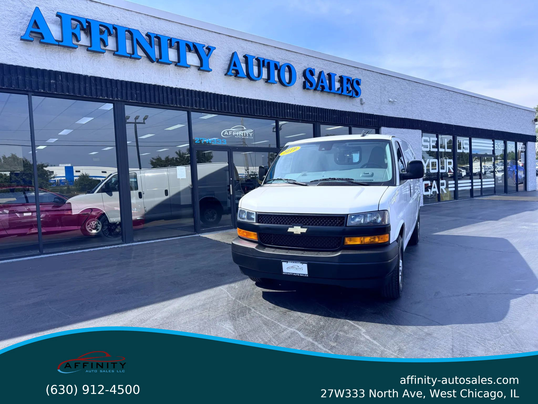 Used 2019 Chevrolet Express 2500 image 1