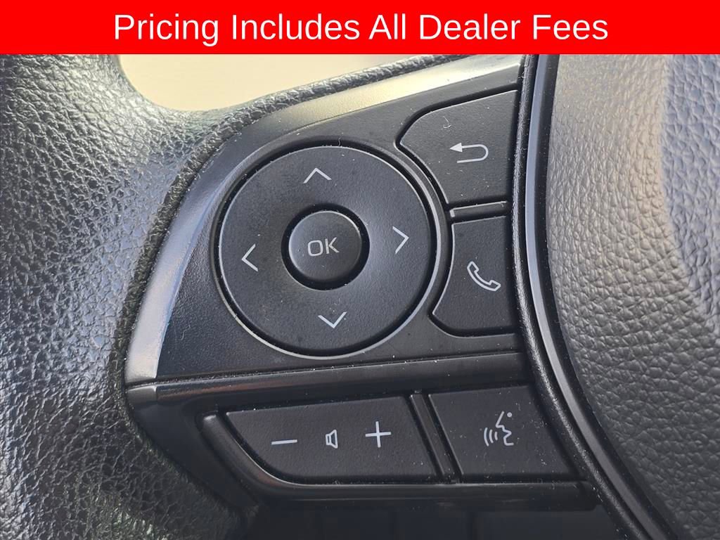 Used 2025 Toyota Corolla LE FWD image 19