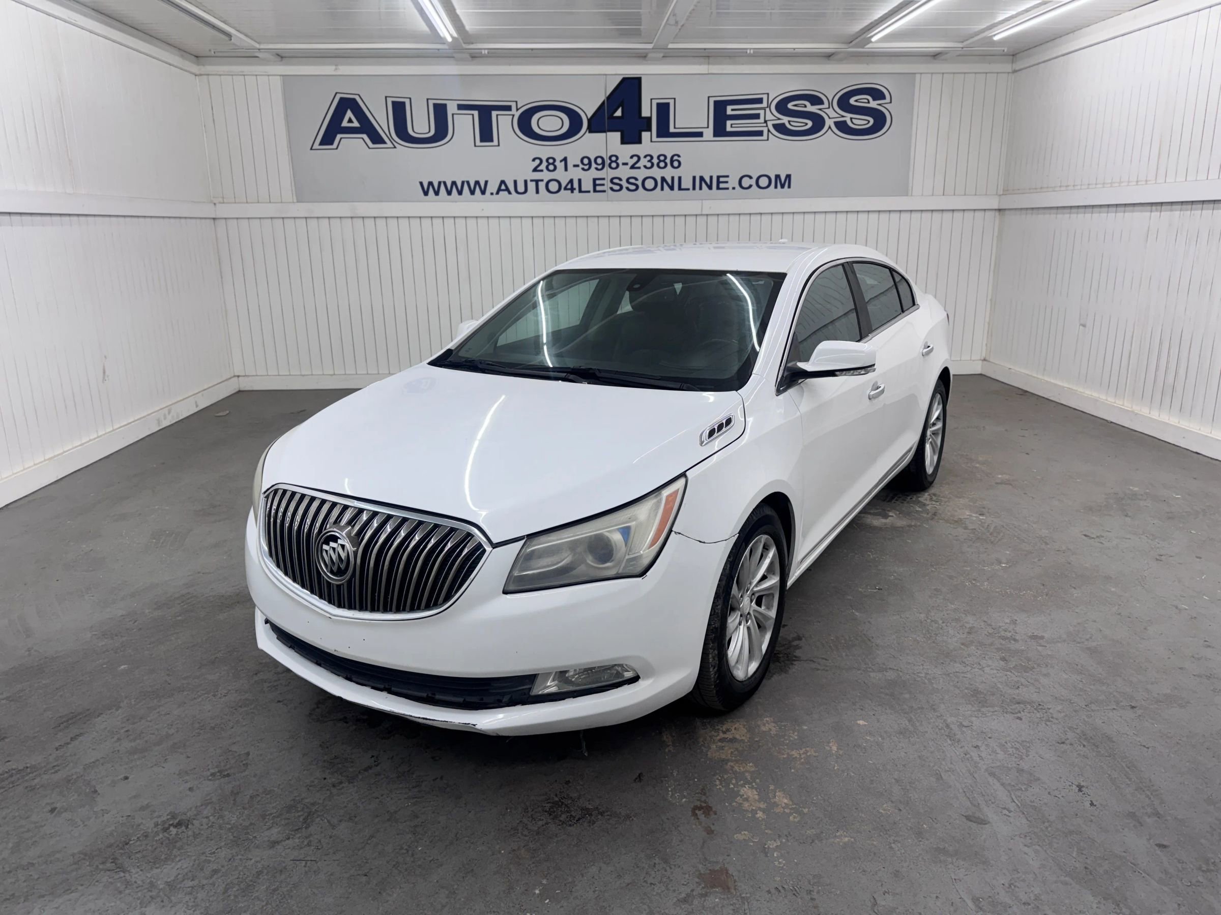 Used 2015 Buick LaCrosse Leather image 1