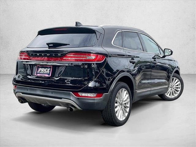 Used 2019 Lincoln MKC Premiere FWD image 2