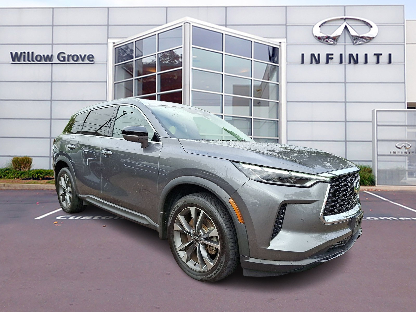 Certified 2023 INFINITI QX60 Luxe w/ Performance Audio Package AWD/4WD image 1