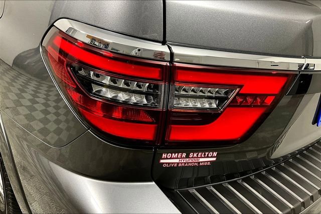 Used 2024 Nissan Armada Platinum w/ Captain's Chairs Package image 30