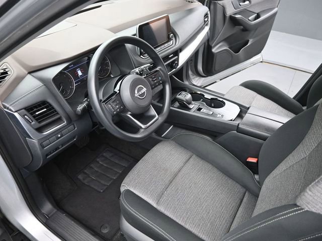 Used 2023 Nissan Rogue SV FWD image 9