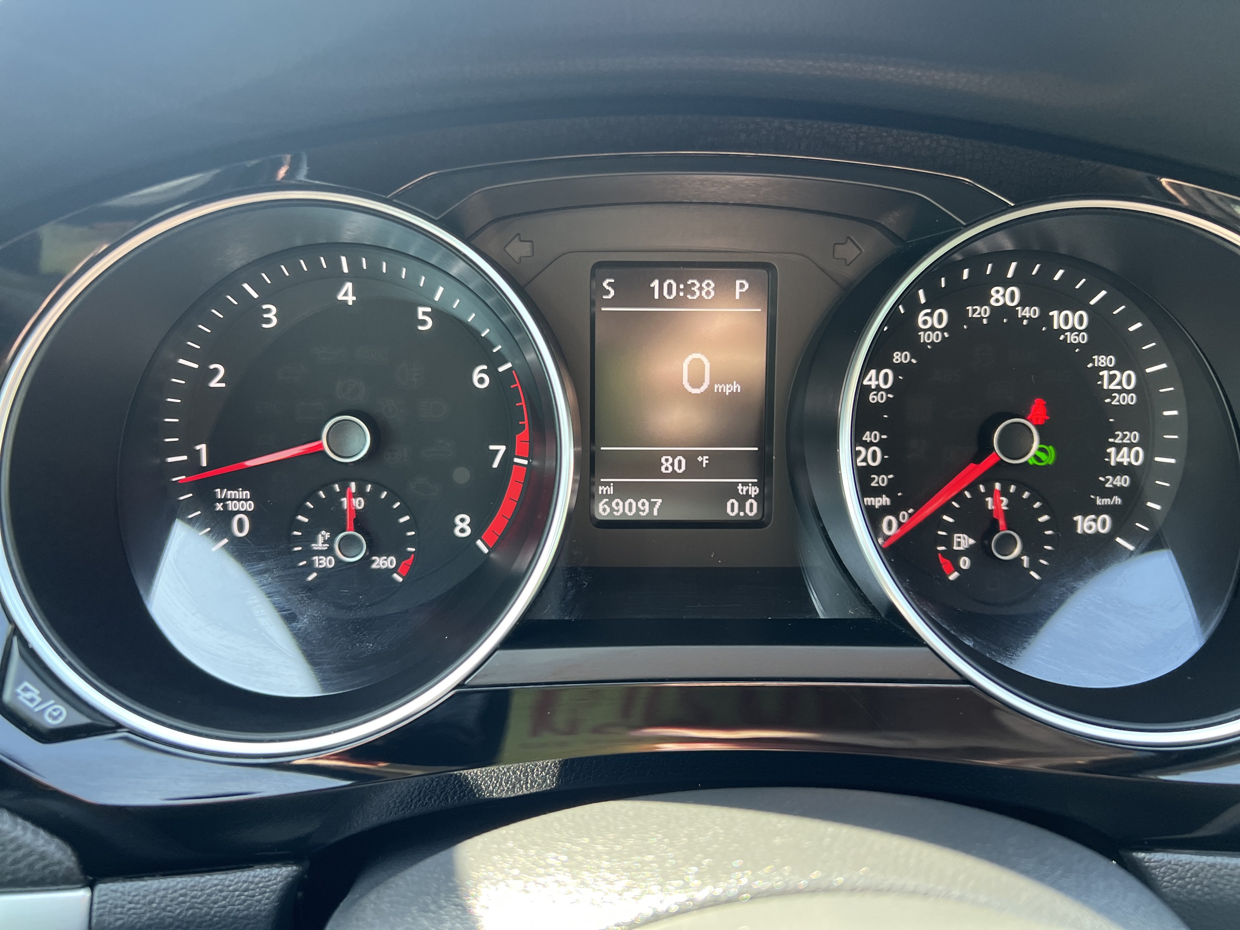 Used 2018 Volkswagen Jetta SEL FWD image 18