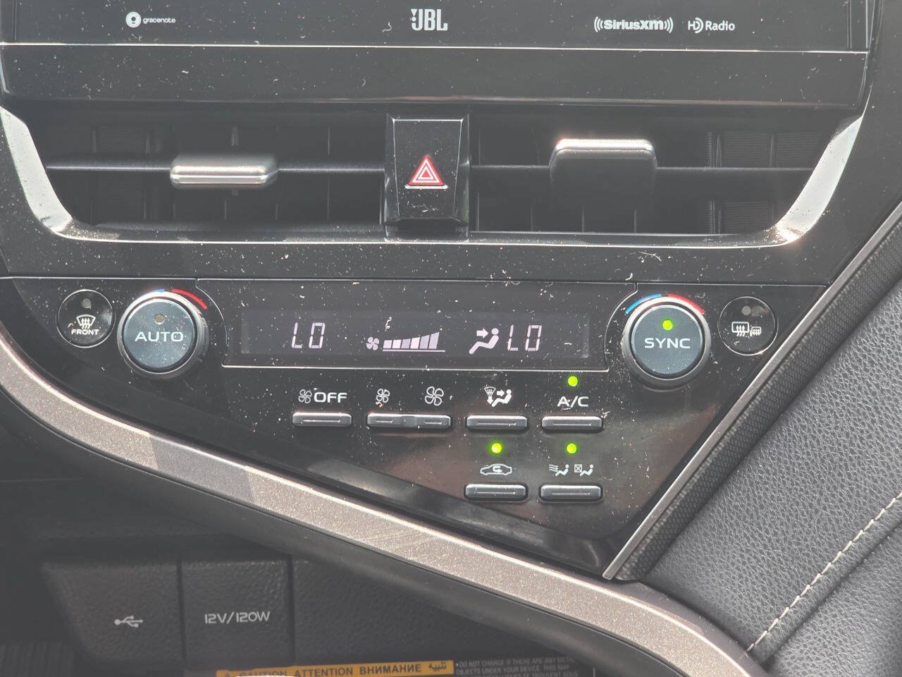 Used 2021 Toyota Camry XSE w/ Navigation Upgrade Package FWD image 16
