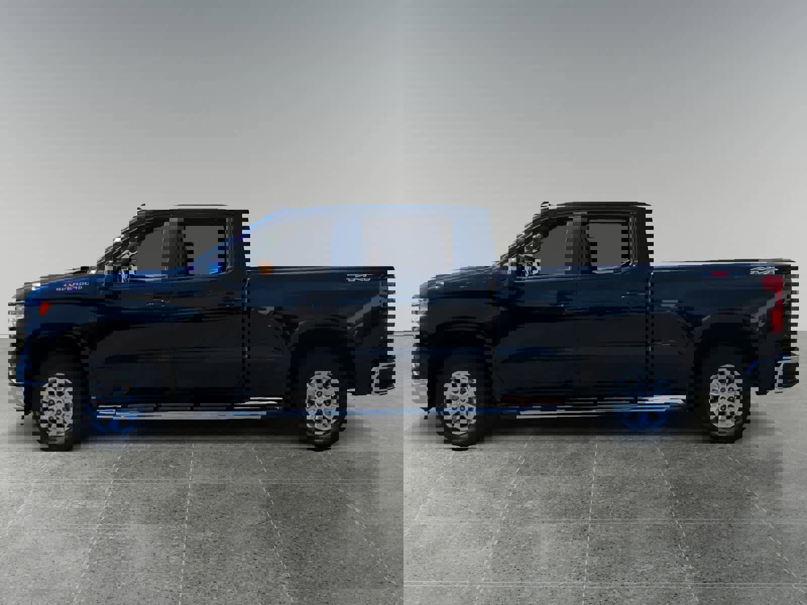 Used 2024 Chevrolet Silverado 1500 LT w/ Protection Package image 2