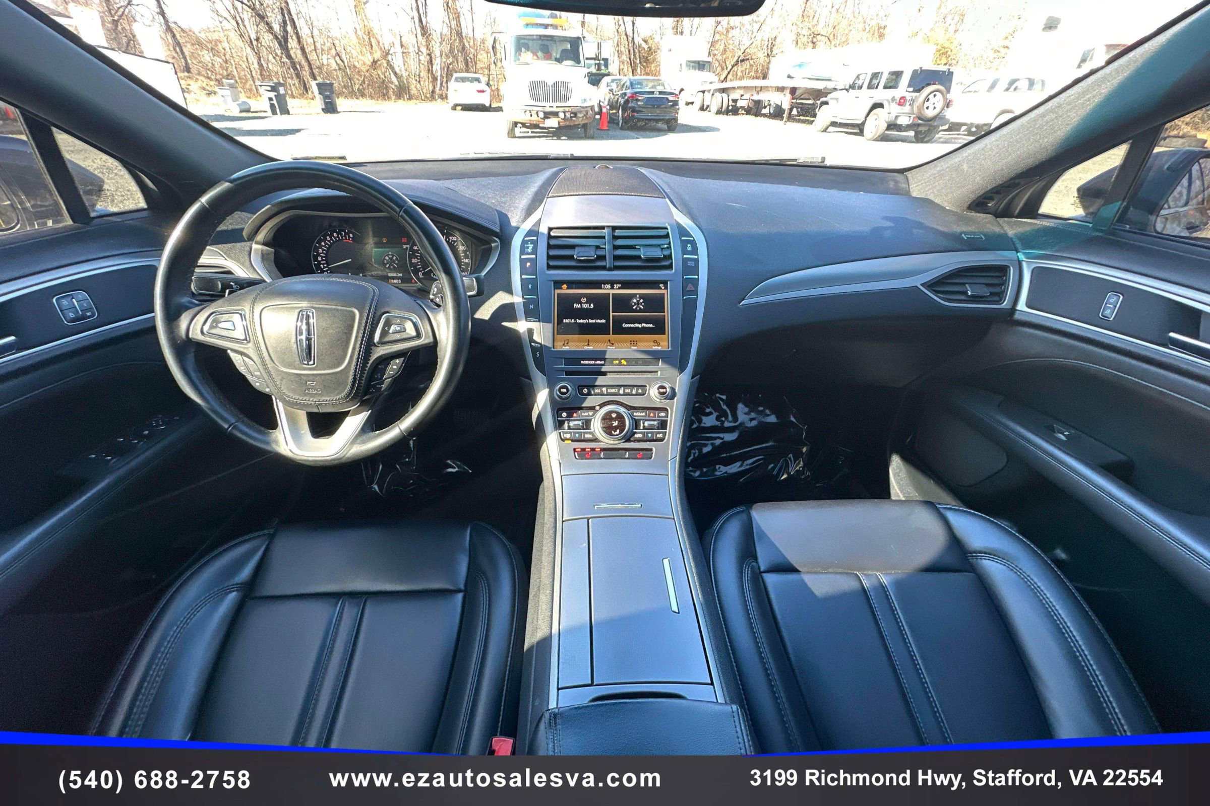 Used 2017 Lincoln MKZ Premiere image 19
