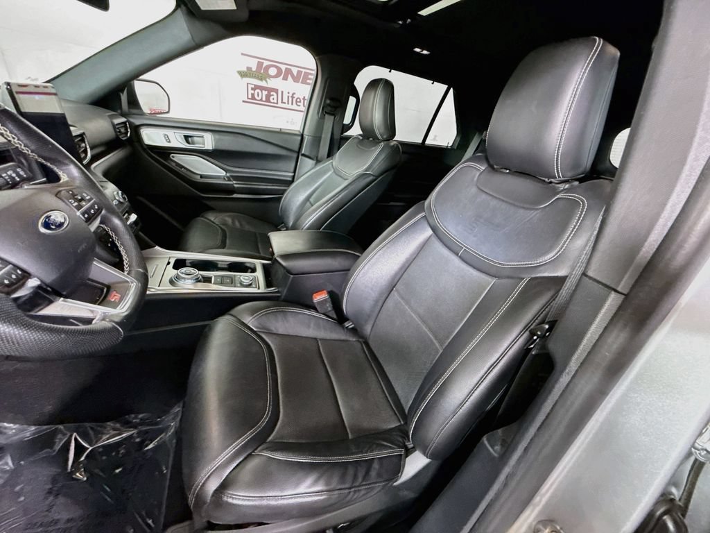 Used 2020 Ford Explorer ST w/ Premium Technology Package AWD/4WD image 27