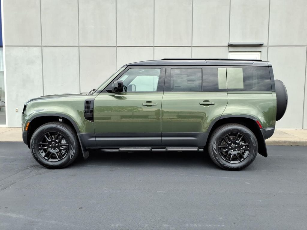 New 2026 Land Rover Defender 110 S AWD/4WD image 3
