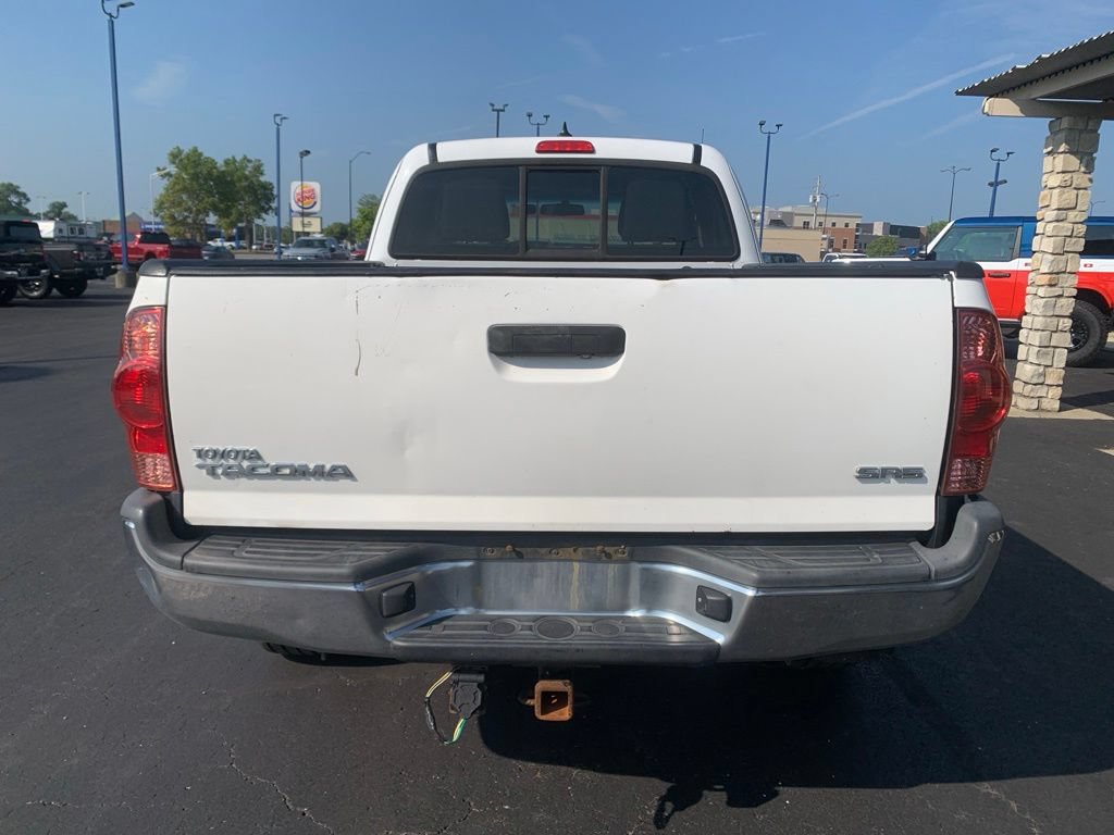 Used 2015 Toyota Tacoma 4x4 Access Cab w/ SR5 Package image 4