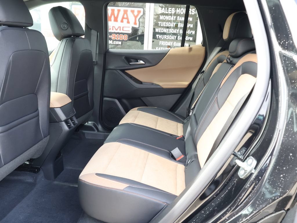New 2026 Chevrolet Equinox ACTIV w/ Safety and Technology Package AWD/4WD image 25