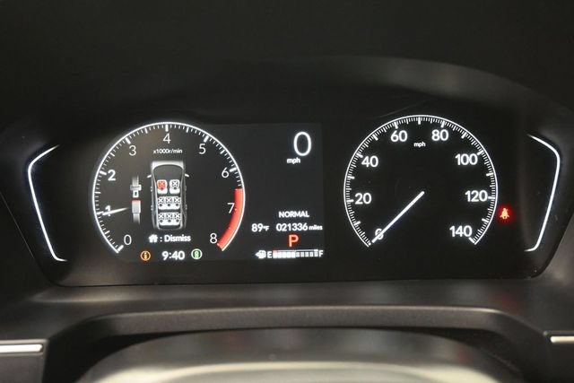 Used 2025 Honda Pilot Sport image 6