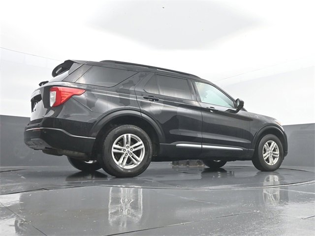 Used 2022 Ford Explorer XLT w/ Equipment Group 202A image 26