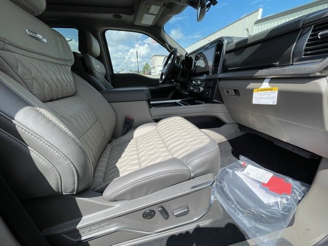 New 2025 Ford F350 Platinum w/ Platinum Plus Package image 27