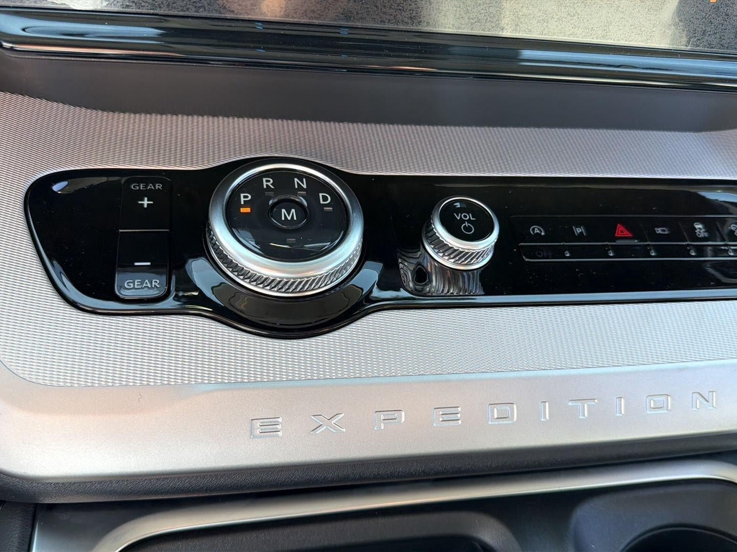 New 2027 Ford Expedition Active AWD/4WD image 12
