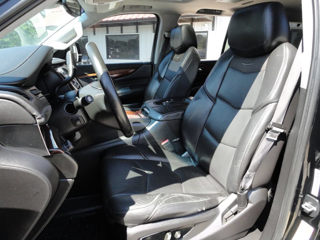 Used 2015 Cadillac Escalade Premium RWD image 14