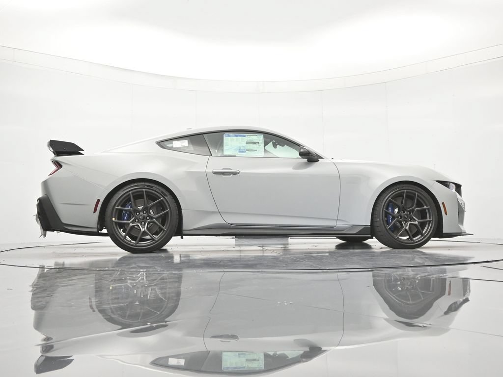 New 2026 Ford Mustang Dark Horse SC w/ Carbon Fiber Exterior Package RWD image 39