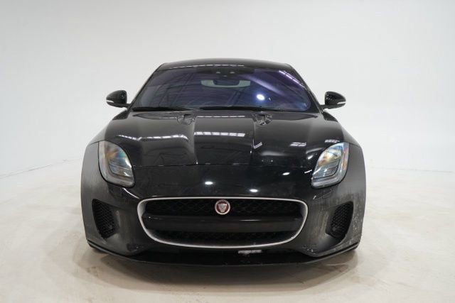 Used 2018 Jaguar F-TYPE Coupe image 2