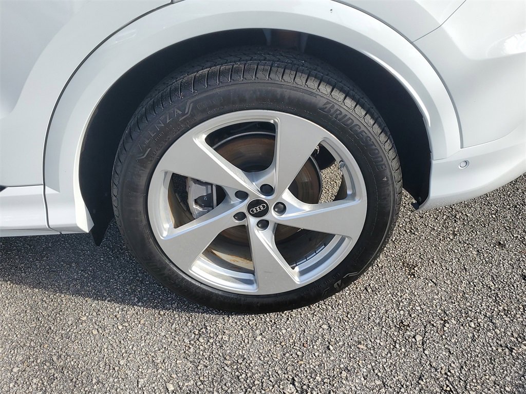 New 2025 Audi Q5 Prestige image 29