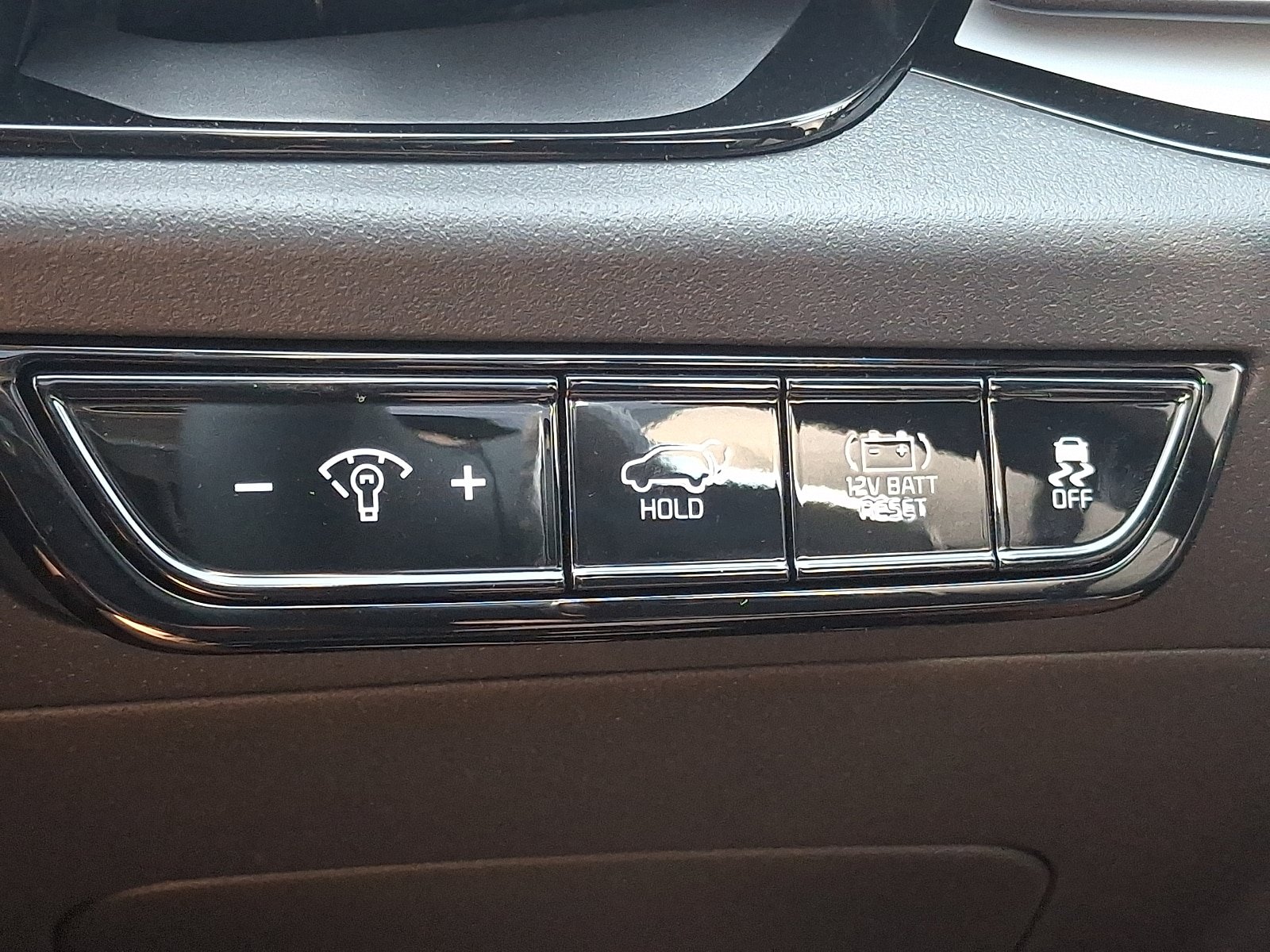 New 2026 Kia Niro SX Touring FWD image 19