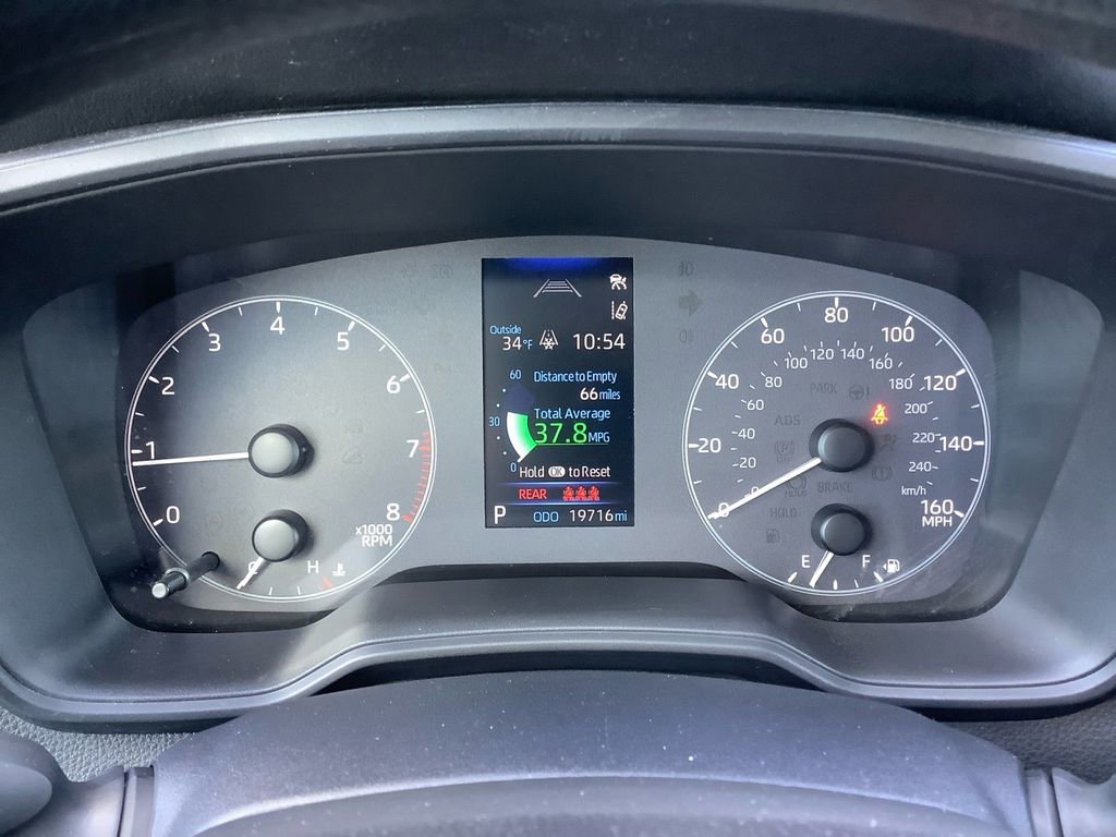 Used 2025 Toyota Corolla LE image 30