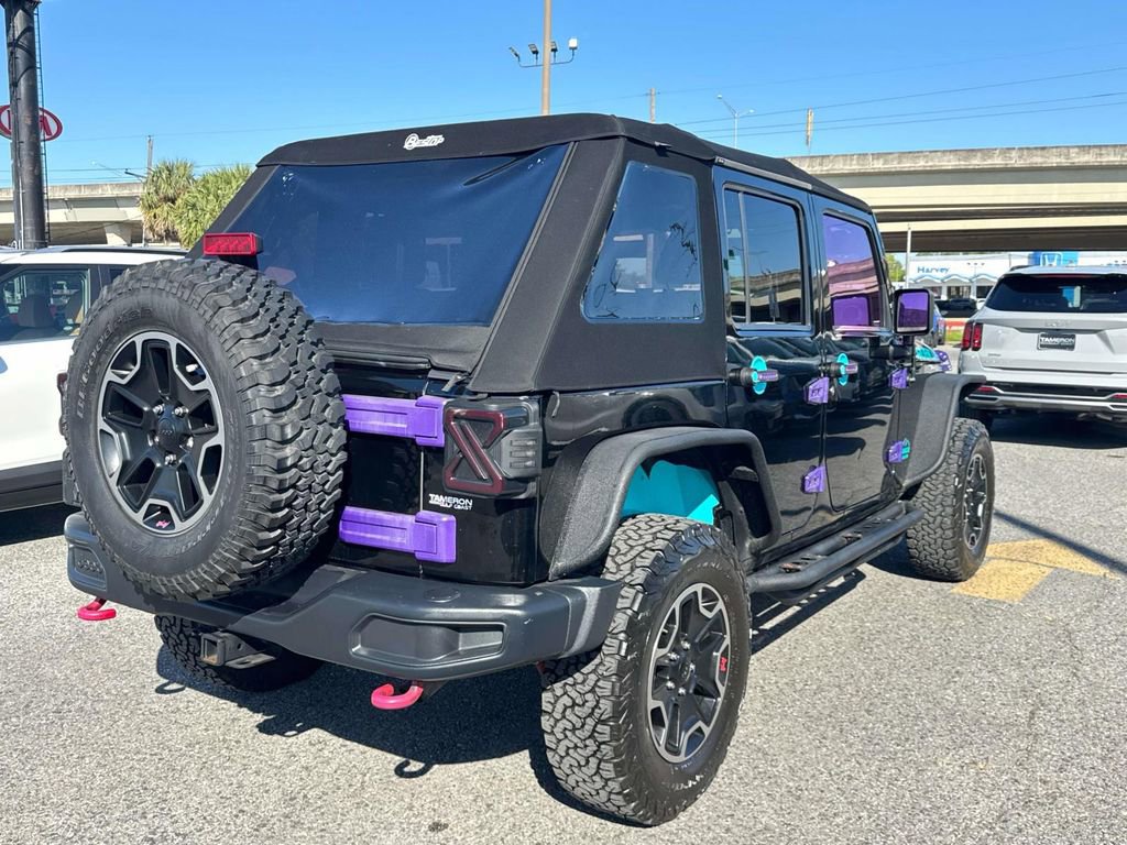 Used 2015 Jeep Wrangler Unlimited Rubicon image 10