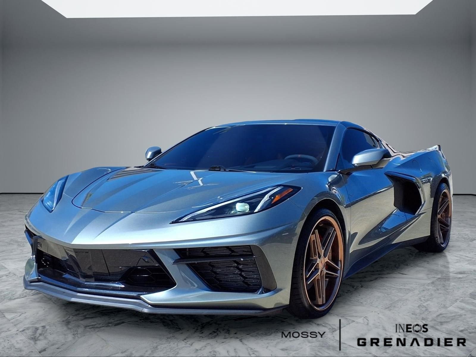 Used 2022 Chevrolet Corvette Stingray Preferred Cpe w/ Z51 Performance Package image 4