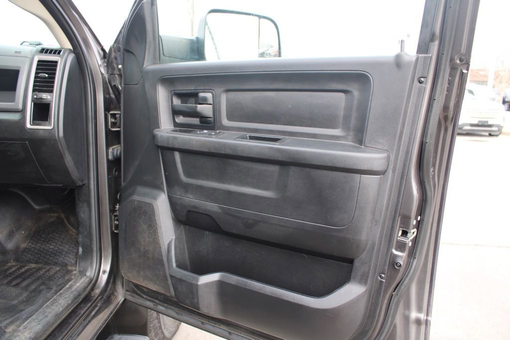 Used 2017 RAM 2500 Tradesman w/ Snow Chief Group image 21