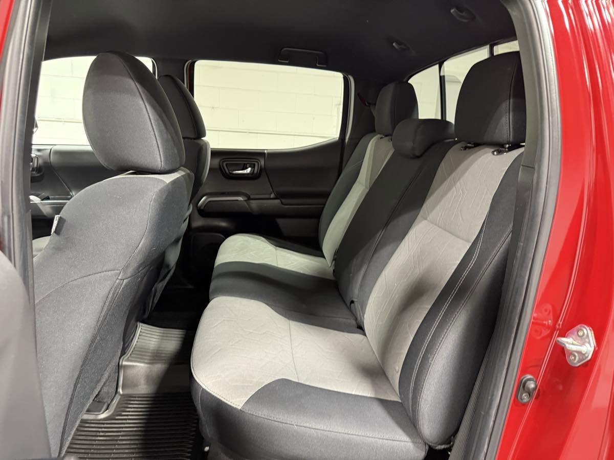 Used 2023 Toyota Tacoma TRD Sport image 18