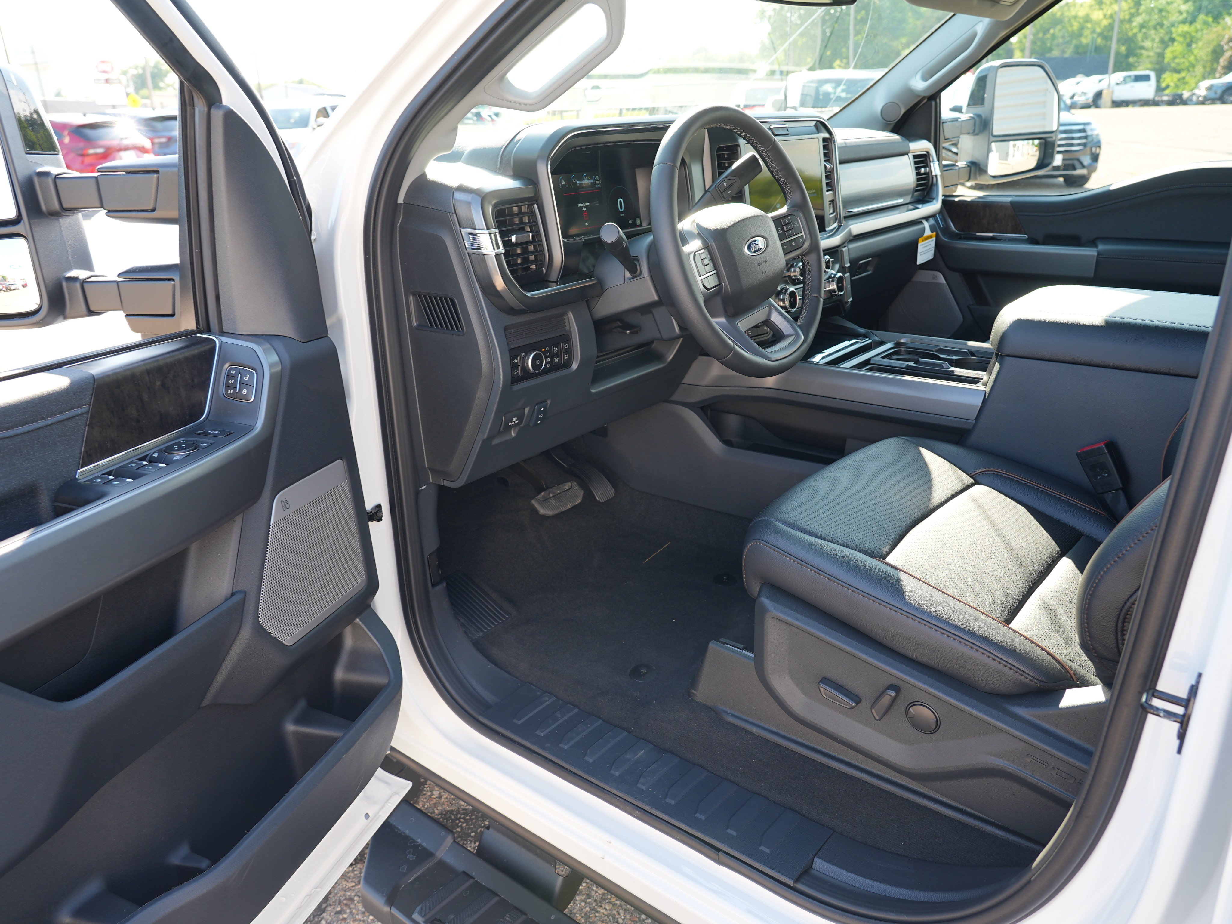 New 2026 Ford F350 4x4 Crew Cab Super Duty image 15
