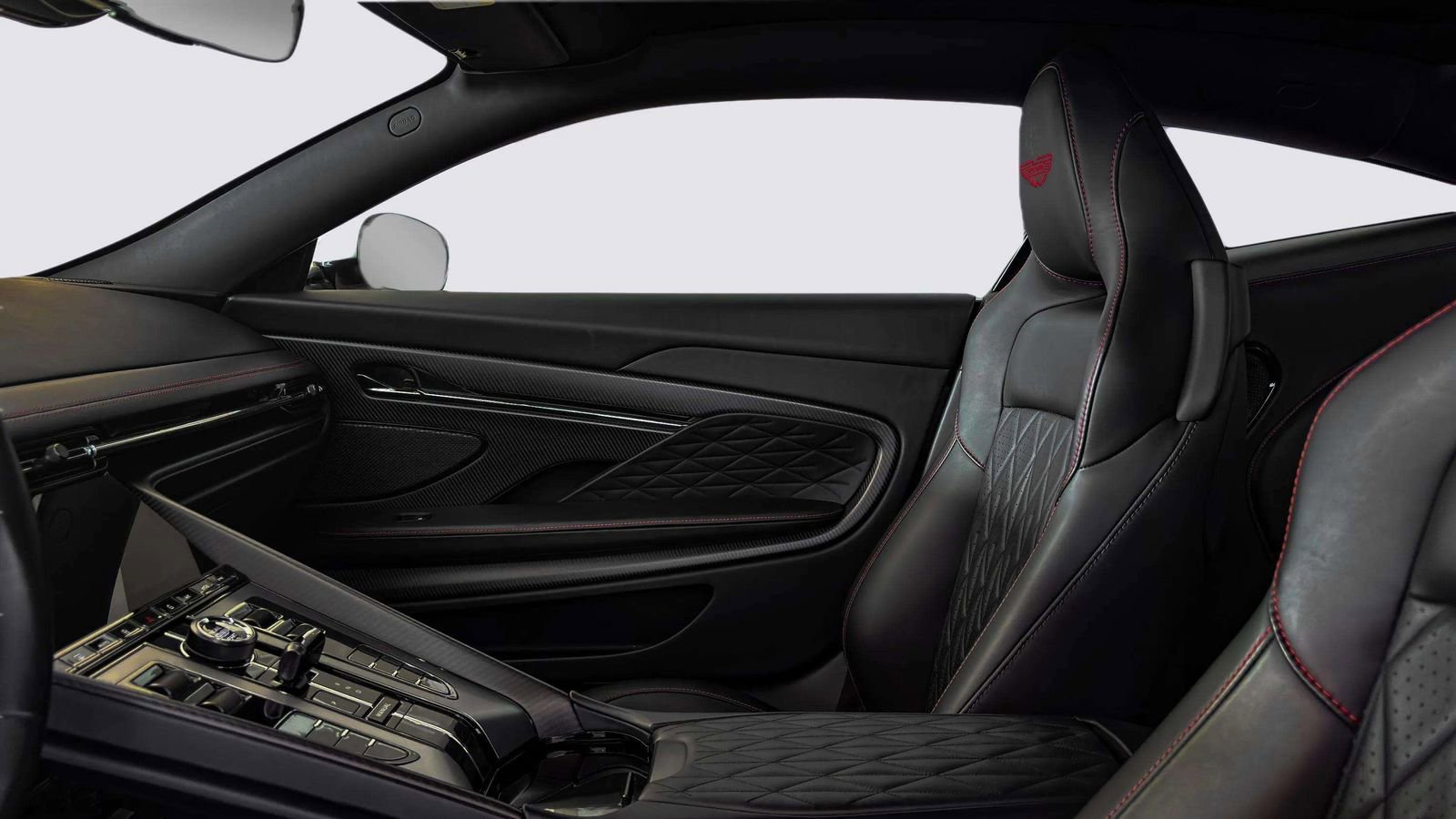 Used 2024 Aston Martin DB12 Coupe image 12