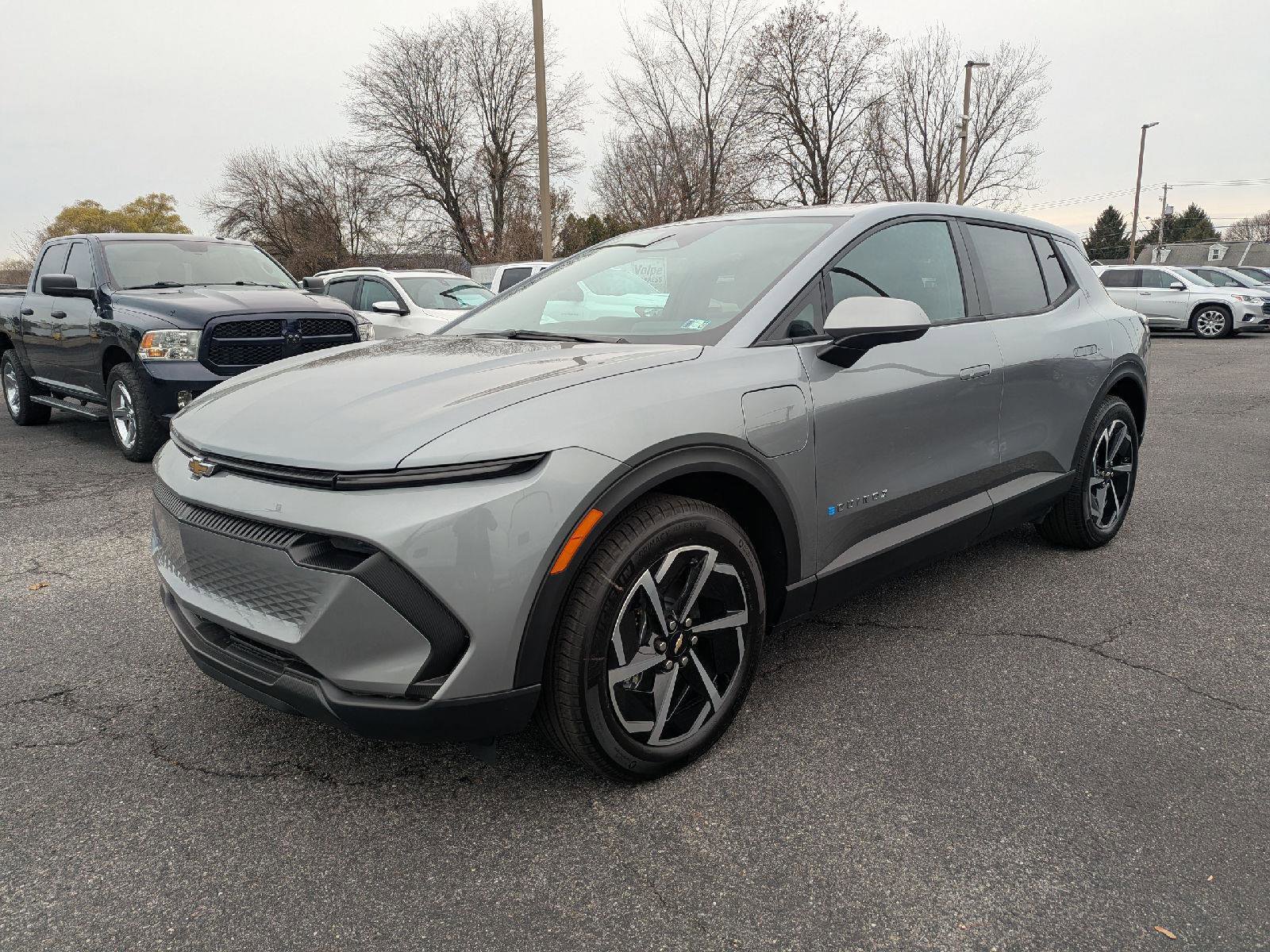 New 2026 Chevrolet Equinox EV LT image 6
