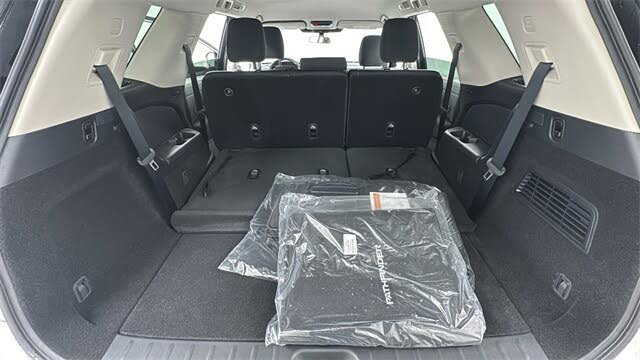 New 2026 Nissan Pathfinder S image 15