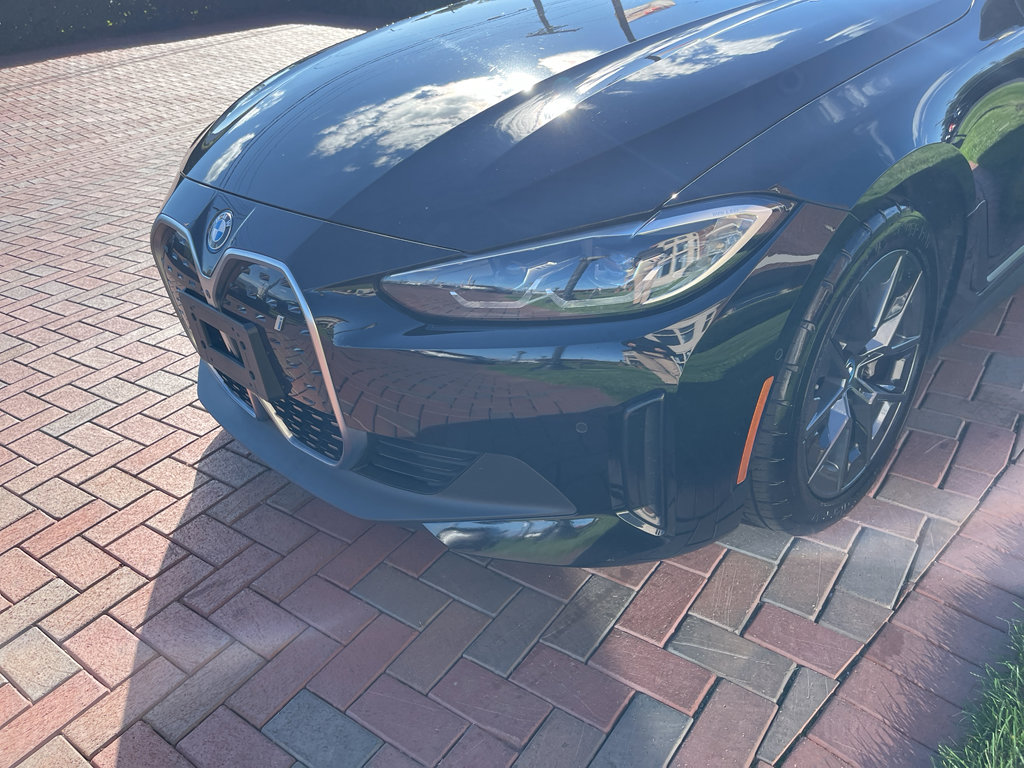 Used 2024 BMW i4 xDrive40i image 2