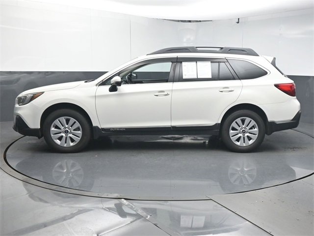 Used 2018 Subaru Outback 2.5i Premium image 5