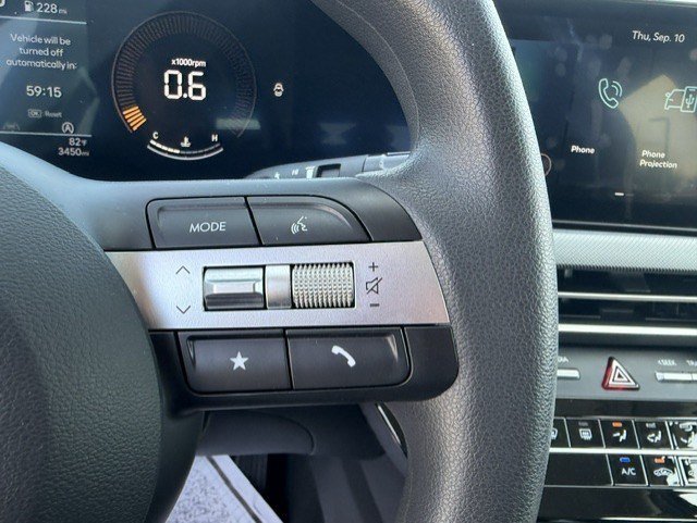Used 2025 Hyundai Sonata SE FWD image 15