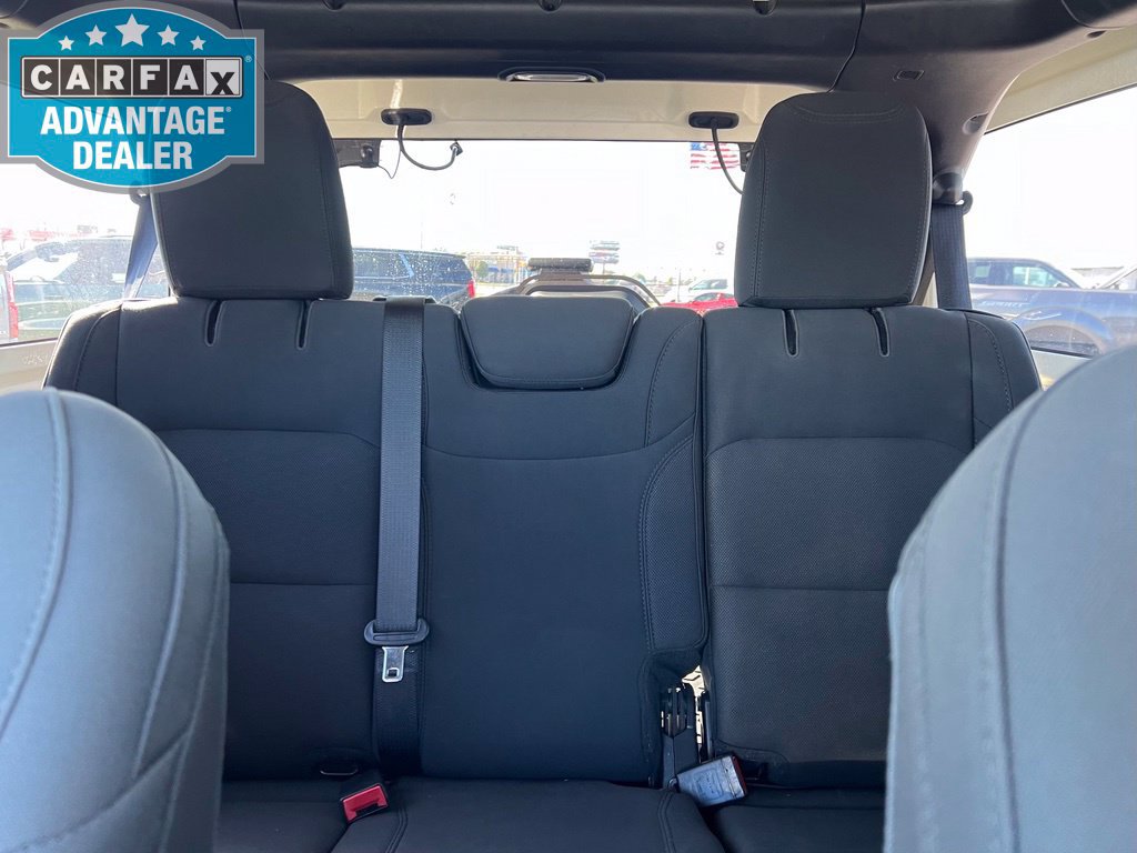 Used 2019 Jeep Wrangler Unlimited Sahara w/ Safety Group AWD/4WD image 20